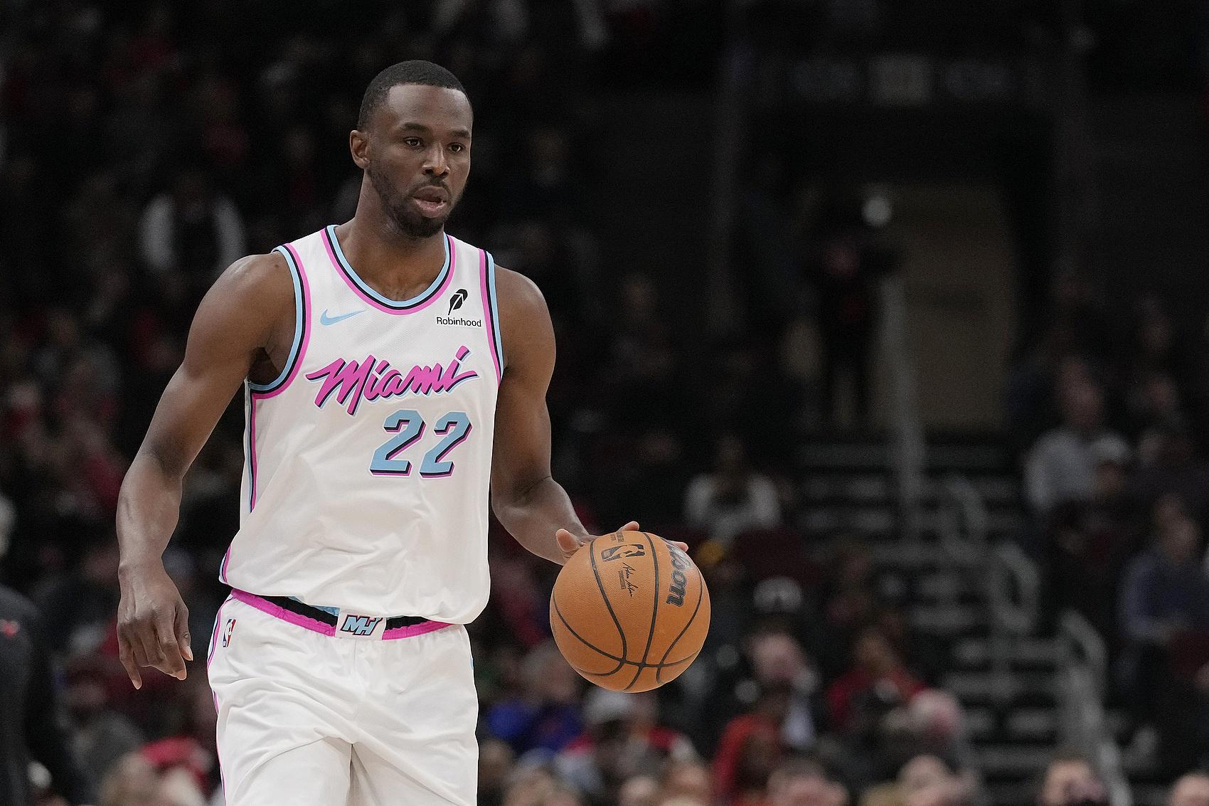 竞技体育-不再保守?东契奇欧锦赛大放异彩 湖人或放弃谨慎策略着眼当下