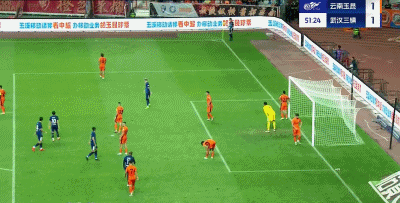 mk体育官方-中超战报:罗竞世界波,李松益自摆乌龙,云南玉昆2-1武汉三镇