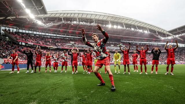 MK体育官网-凯恩首冠99.99%到手，拜仁在沙发夺冠or主场狂欢？