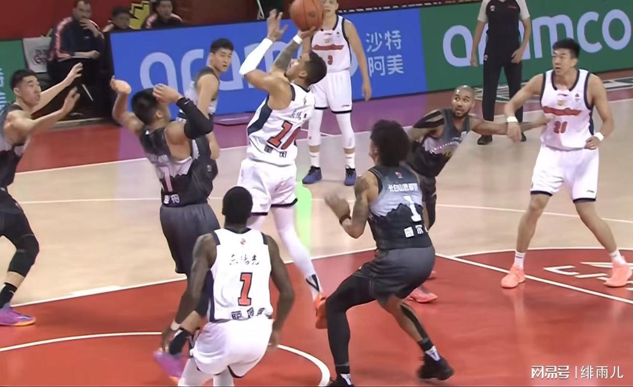 MK体育直播-不打了!广东强力外援确认下家,朱芳雨彻底失去“后路”!