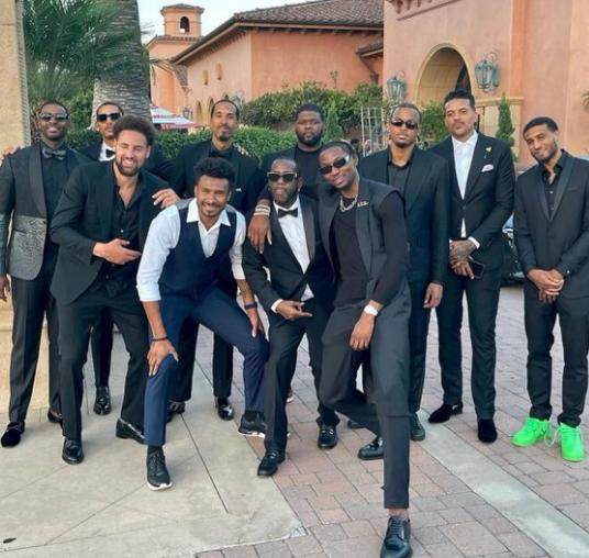 1660642922962059895.png MK体育直播-格林幸福步入婚姻殿堂 婚礼安排却让科尔笑容僵硬